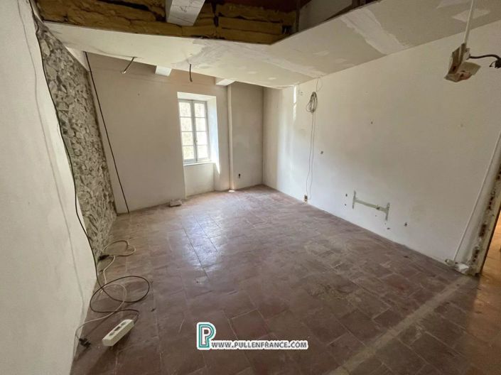 Image No.8-House for sale