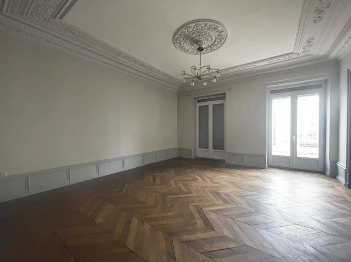 Image No.3-Propriété à vendre à Vic-Fezensac