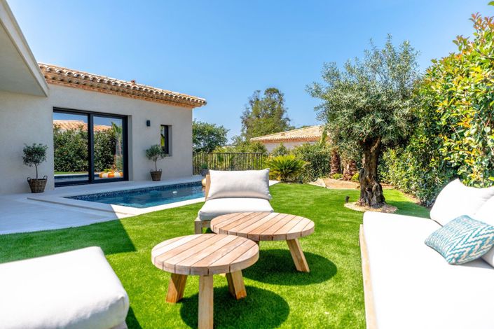 Image No.2-Maison de 3 chambres à vendre à Sainte-Maxime