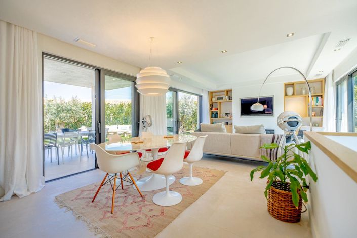 Image No.5-3 Bed House for sale