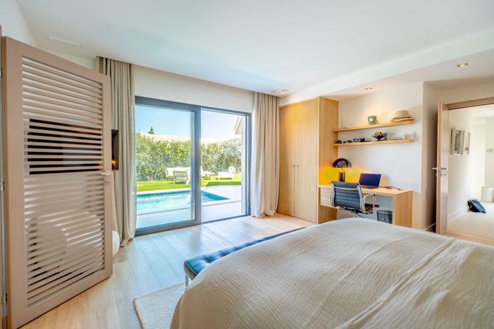 Image No.7-3 Bed House for sale