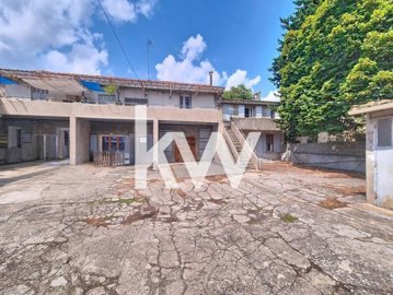 1 - Milhaud, Apartment