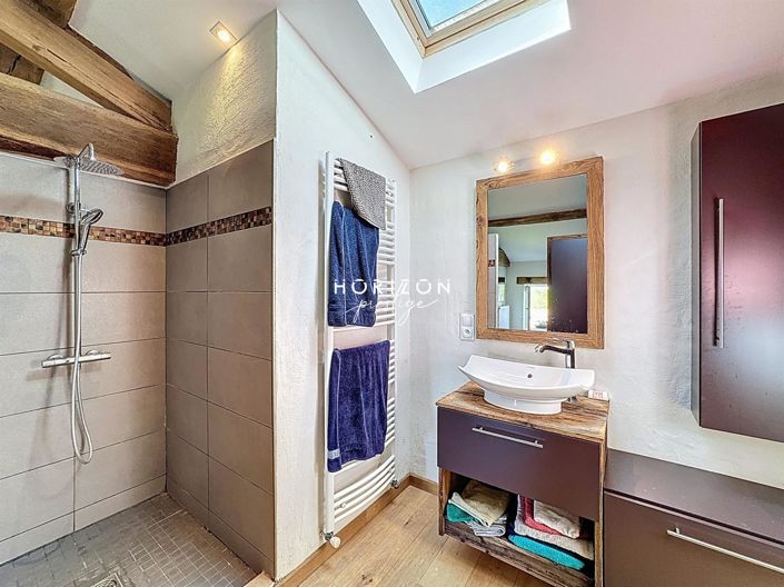 Image No.24-4 Bed House for sale