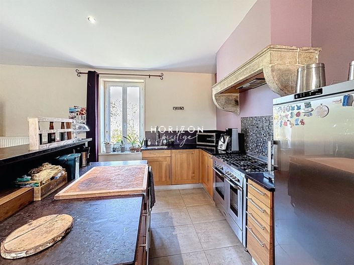 Image No.4-4 Bed House for sale