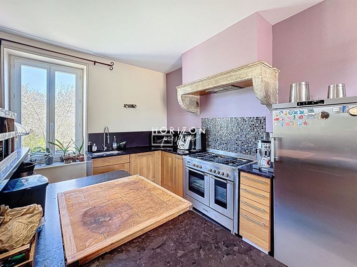 Image No.7-4 Bed House for sale