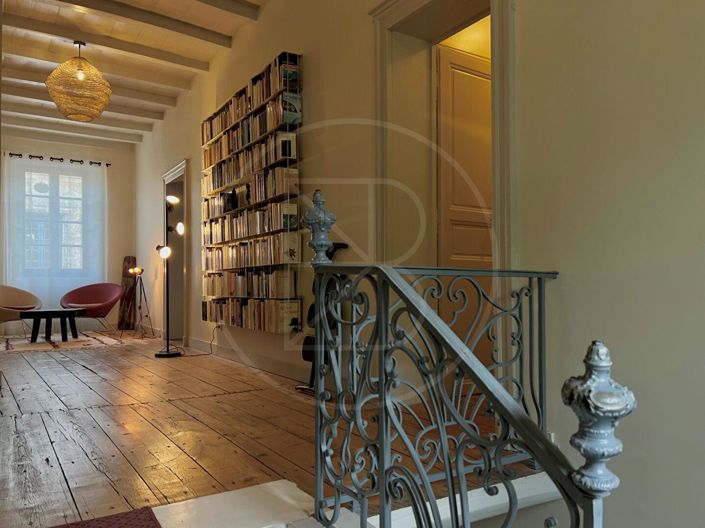 Image No.10-5 Bed House for sale