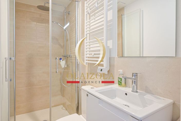 Image No.12-3 Bed Apartment for sale