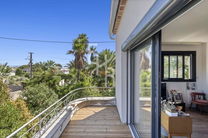 Image No.12-4 Bed House for sale