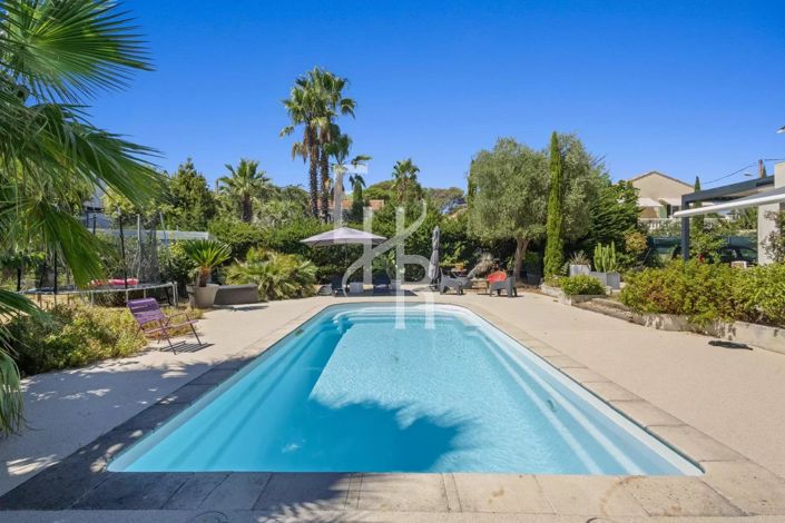 Image No.4-4 Bed House for sale