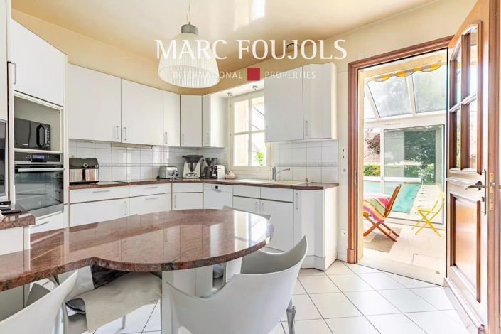 Image No.13-5 Bed House for sale