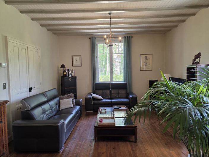 Image No.12-5 Bed House for sale