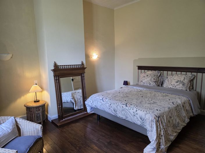 Image No.15-5 Bed House for sale