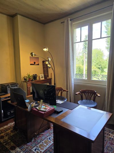 Image No.19-5 Bed House for sale