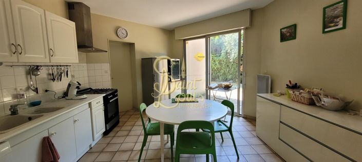 Image No.5-5 Bed House for sale