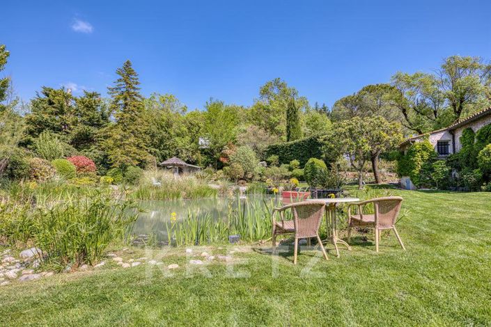 Image No.16-6 Bed House for sale