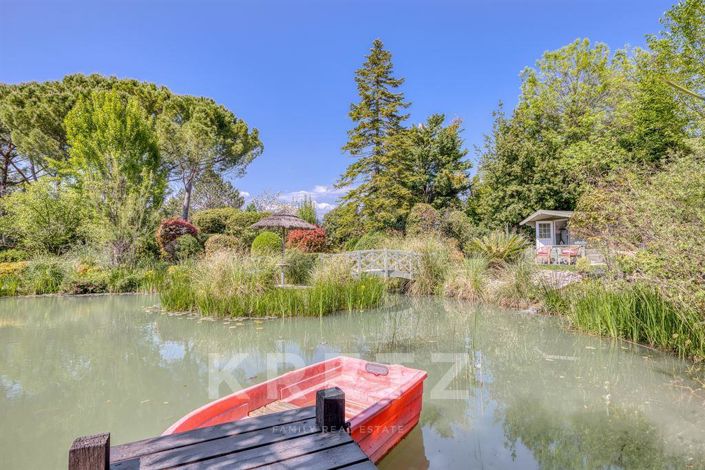 Image No.3-Maison de 6 chambres à vendre à Châteauneuf-Grasse