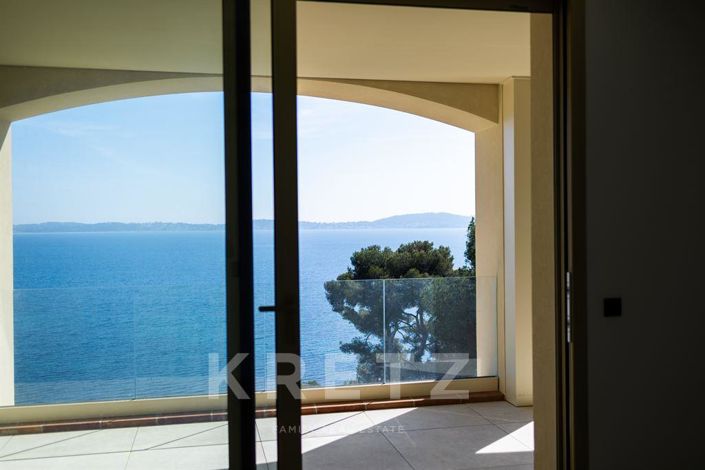 Image No.2-3 Bed House for sale