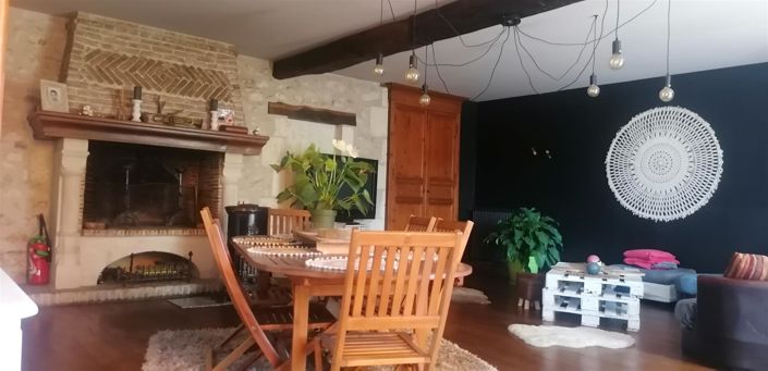 Image No.12-5 Bed House for sale