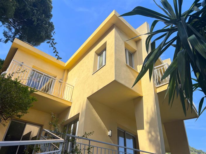 Image No.15-4 Bed House for sale