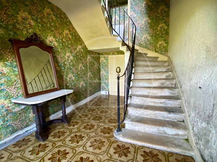 Image No.9-2 Bed House for sale