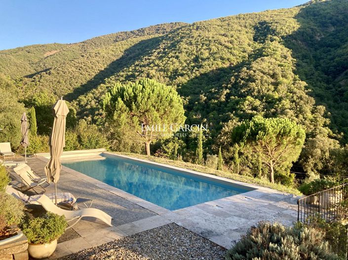 Image No.2-5 Bed House for sale