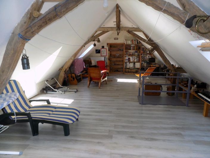 Image No.6-5 Bed House for sale