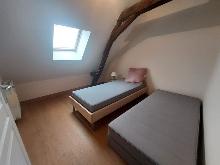 Image No.12-Maison de 5 chambres à vendre à Restigné