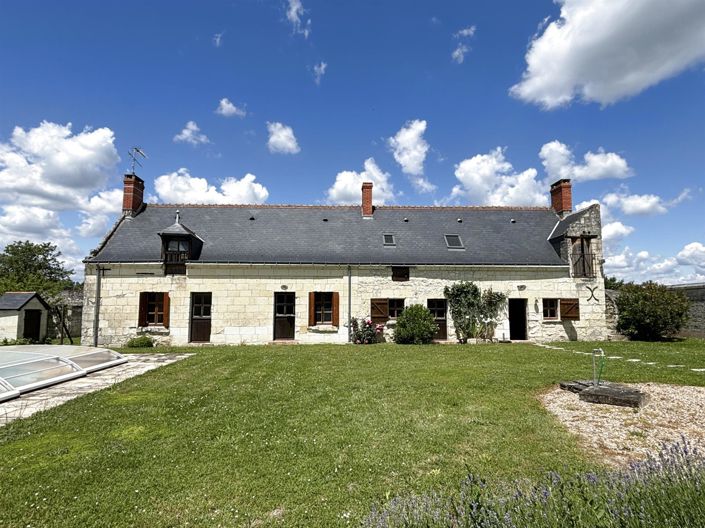 Image No.2-Maison de 5 chambres à vendre à Restigné