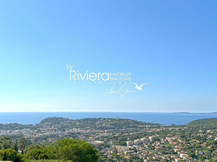 Image No.2-Maison de 4 chambres à vendre à Cavalaire-sur-Mer