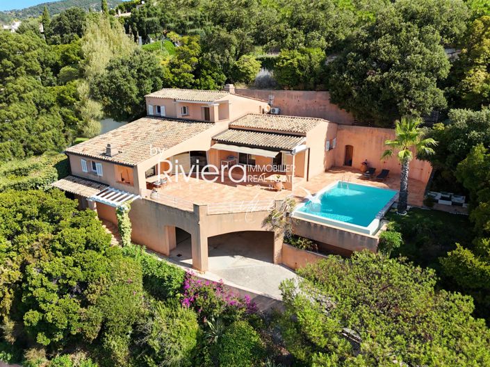 Image No.3-Maison de 4 chambres à vendre à Cavalaire-sur-Mer