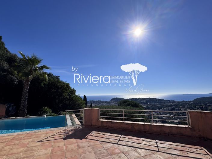 Image No.5-Maison de 4 chambres à vendre à Cavalaire-sur-Mer