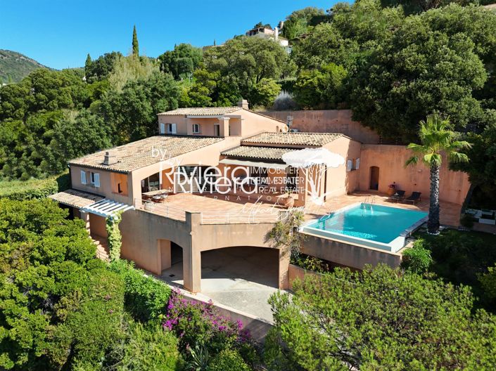 Image No.9-Maison de 4 chambres à vendre à Cavalaire-sur-Mer