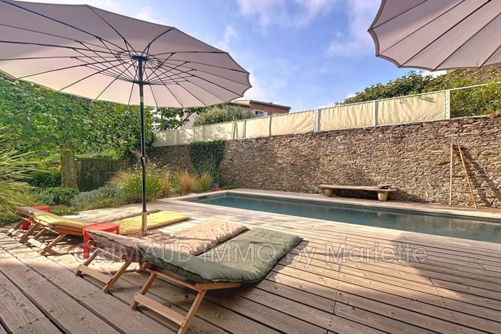 Image No.1-5 Bed House for sale