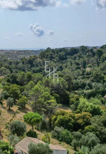 Image No.2-5 Bed House for sale