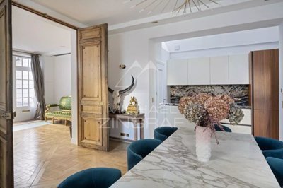 1 - Paris, Apartment