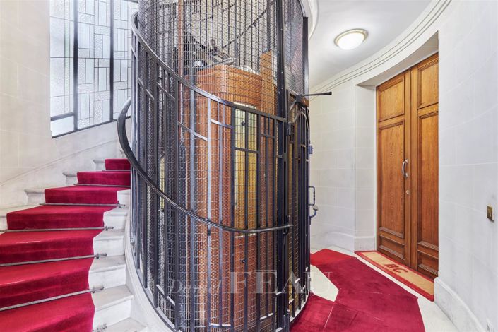 Image No.28-3 Bed Apartment for sale