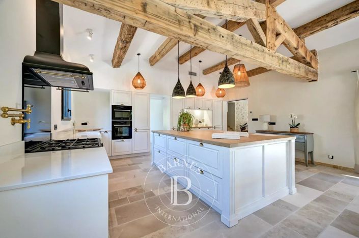 Image No.6-4 Bed House for sale