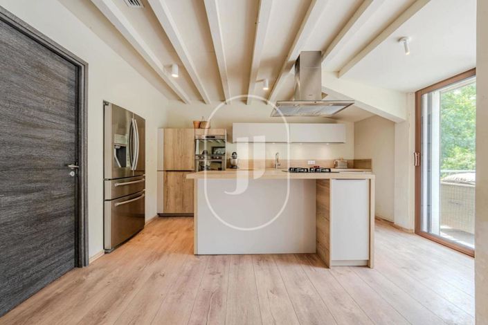 Image No.5-4 Bed House for sale