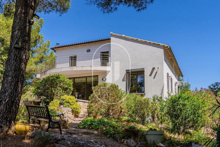 Image No.3-3 Bed House for sale