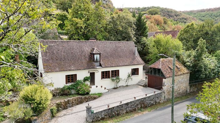 Image No.1-4 Bed House for sale