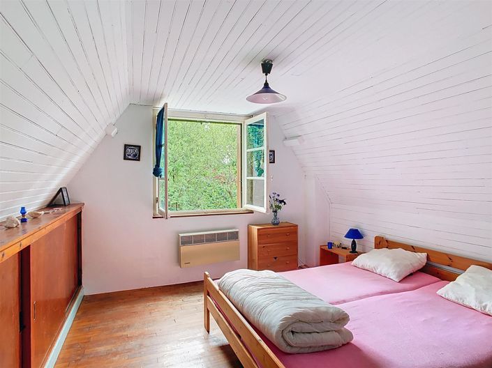 Image No.10-4 Bed House for sale