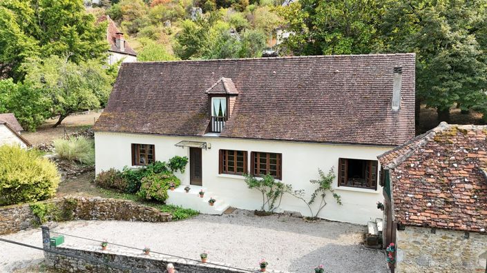 Image No.2-4 Bed House for sale