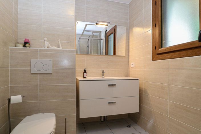 Image No.3-Appartement de 2 chambres à vendre à Haute-Savoie