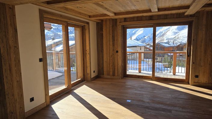 Image No.4-5 Bed Property for sale