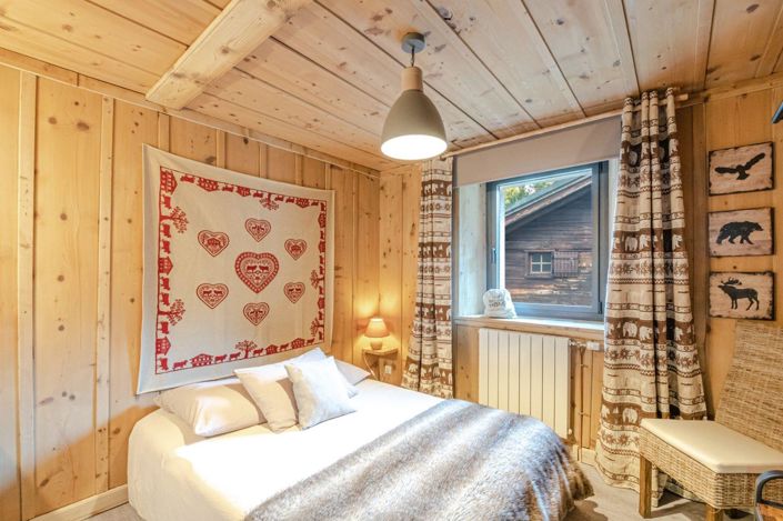 Image No.3-8 Bed House for sale