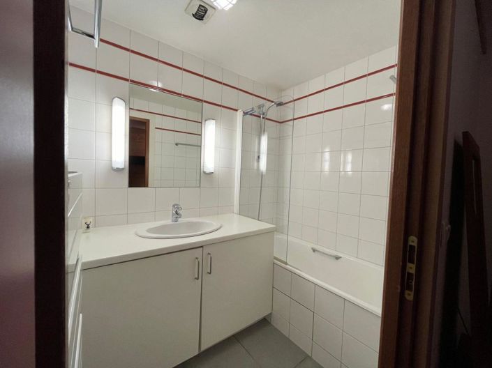 Image No.11-1 Bed Apartment for sale