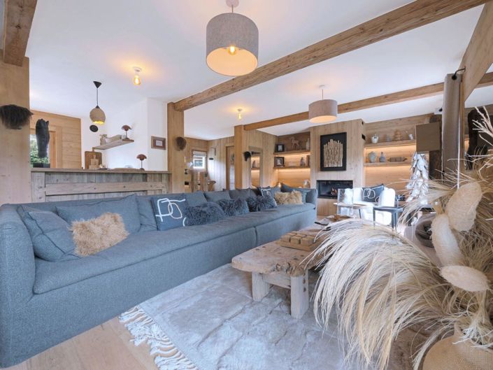 Image No.3-5 Bed House for sale