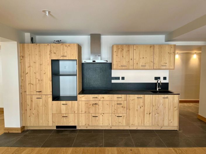 Image No.6-3 Bed Apartment for sale