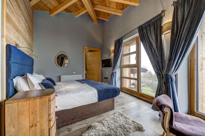 Image No.10-4 Bed House for sale