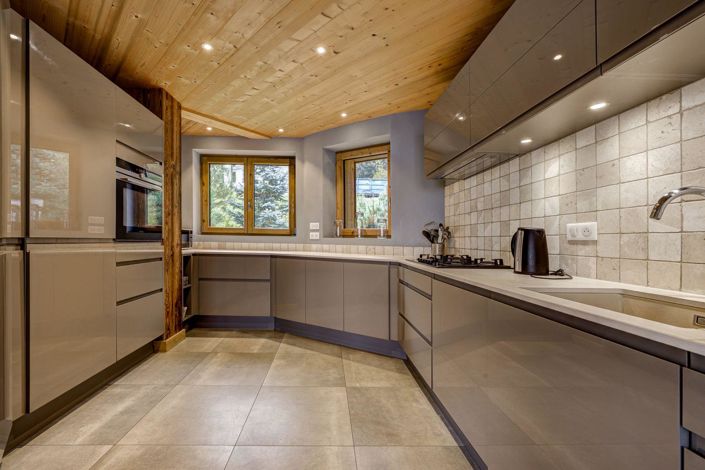 Image No.3-4 Bed House for sale